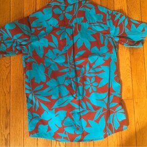 Vibrant Floral Hawaiian Shirt